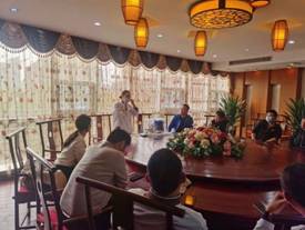 提升安全意識(shí)，筑牢健康防線——餐飲服務(wù)中心成功舉行食品消毒知識(shí)專項(xiàng)培訓(xùn)會(huì)議